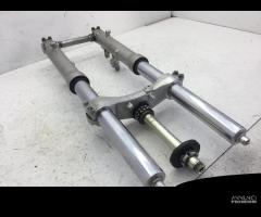 FORCELLA CON FODERI GRAFFIATI SUZUKI GSX-R 600 199 - 9