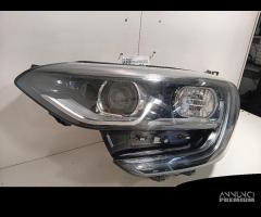 FARO ANTERIORE SINISTRO RENAULT Megane III 2606027