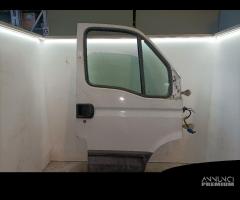 PORTIERA ANTERIORE DESTRA IVECO Daily Furgonato 99 - 1