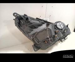 FARO ANTERIORE SINISTRO OPEL Corsa D 3P 2Â° Serie - 8