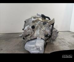 CAMBIO MANUALE COMPLETO PEUGEOT 208 Serie 98308991 - 4