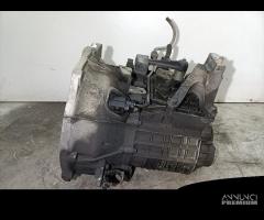 CAMBIO MANUALE COMPLETO MAZDA 3 Berlina Serie JC01 - 5