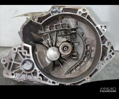 CAMBIO MANUALE COMPLETO OPEL Zafira B 55565113 Z16