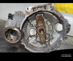 CAMBIO MANUALE COMPLETO VOLKSWAGEN Golf 3 Berlina - 1