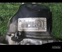 CAMBIO MANUALE COMPLETO RENAULT Megane III 8200859