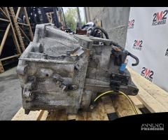 CAMBIO MANUALE COMPLETO NISSAN Qashqai 1Â° Serie 3 - 3