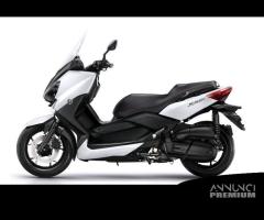 CORPO FARFALLATO YAMAHA X-MAX YP R 125 2014 SE681 - 9