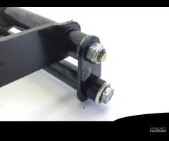 STAFFA SUPPORTO MOTORE PIAGGIO MP3 ERL IBRIDO 300 - 5