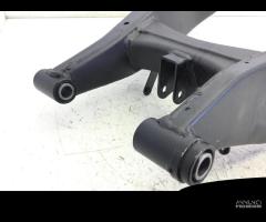 FORCELLONE POSTERIORE YAMAHA MT-07 690 2023 RM339