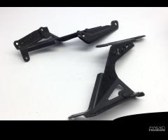 COPPIA SUPPORTI STAFFE PARABREZZA YAMAHA T-MAX XP