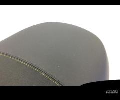 SELLA SADDLE PIAGGIO VESPA GTS SUPER HPE KM0 300 2