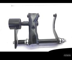 STAFFA SUPPORTO MOTORE PIAGGIO VESPA GTS SUPER HPE