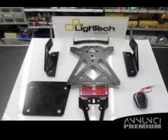 Porta targa lightech regolabile yamaha r3