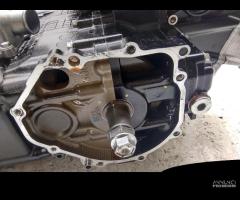 BLOCCO MOTORE ENGINE MOD: R749 SUZUKI GSR L1 750 2