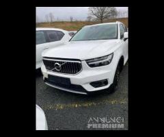 VOLVO XC40 Muso musata frontale completo 614 PAS P