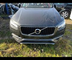 VOLVO XC90 II T6 MOMENTUM Muso musata frontale com