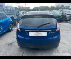 Ford Fiesta 1.5 sinistrato - 2015 - 19