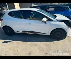 Renault Clio 1.2 sinistrato - 2017 - 3