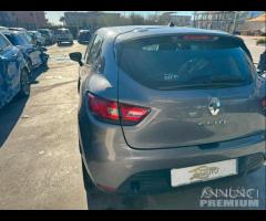 Renault Clio 1.2 sinistrato - 2016 - 8