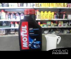 Kit motul minerale 100 2t + misurino miscela