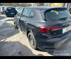 Fiat Tipo 1.3 Mjt sinistrato - 2019 - 12