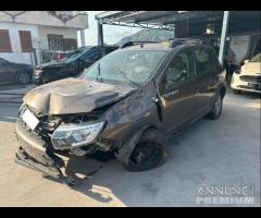 Dacia Sandero Stepway gpl sinistrato - 2020 - 7