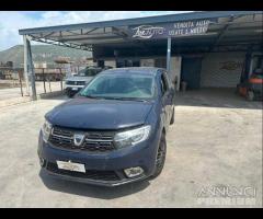 Dacia Sandero 1.0 sinistrato - 2018 - 3