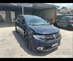 Dacia Sandero 1.0 sinistrato - 2018 - 9