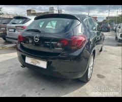 Opel Astra 1.4 GPL - 2012