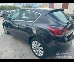 Opel Astra 1.4 GPL - 2012 - 16