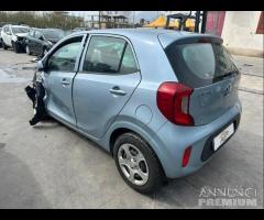 Kia Picanto 1.0 sinistrato - 2017 - 8