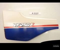 Honda VF 750 F 85 fiancatina sinistra 8370MB2A0100