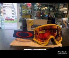 Mascherina Oakley O-Frame Special gialla blu rossa