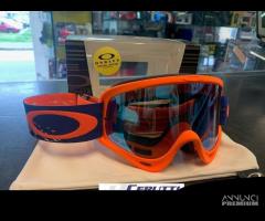 Mascherina Oakley O-Frame Special grafica arancio - 1