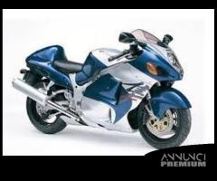 CARENA FIANCATE CODA CODONE POSTERIORE SUZUKI GSZ - 21