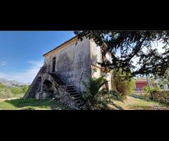 Antico casale con 15.000mq di terreno Calatabiano - 6