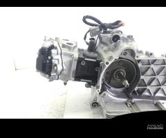 BLOCCO MOTORE ENGINE - MOD: MD21M PIAGGIO BEVERLY