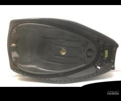 SELLA SADDLE CON PICCOLO DIFETTO FODERA PIAGGIO MP - 6