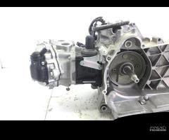 BLOCCO MOTORE ENGINE - MOD: MD31M PIAGGIO VESPA GT - 10