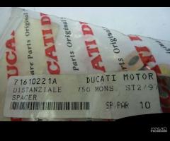 DUCATI MONSTER 750 ST2 97 distanziale spacer cod. - 3