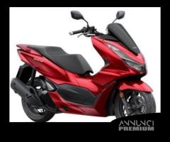 CARENA FIANCATA POSTERIORE DESTRA HONDA PCX 125 20 - 11