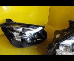 Faro anteriore mercedes w 213 multibeam set