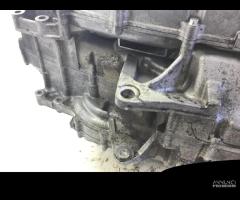 BLOCCO MOTORE ENGINE MOD: J415E YAMAHA T-MAX SX 53 - 11