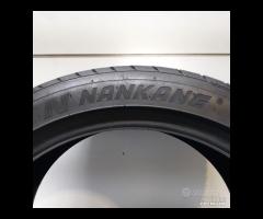 2 GOMME 245 40 18 NAKKANG A23997