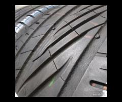 2 GOMME 245 40 18 UNIROYAL A23991