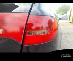 FANALE EST. POST. DX. AUDI A6 «4F5» AVANT (2005) - 1