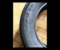 Yokohama 215/65 R17 99V - 4