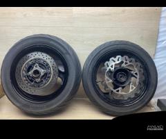 RUOTE TMAX 2001 2003 GOMME COME NUOVE