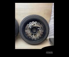 RUOTE TMAX 2001 2003 GOMME COME NUOVE - 2