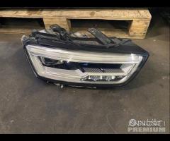 AUDI Q3 8U Faro fanale proiettore destra LED compl - 1